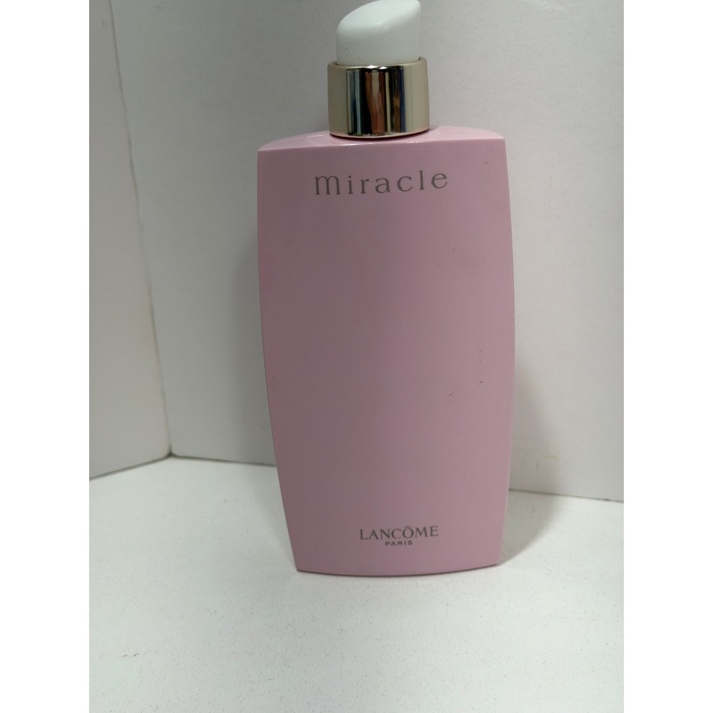 Lancome Miracle Perfumed Body Lotion Lait Pour Le Corps 6.8 fl oz  80% full pink